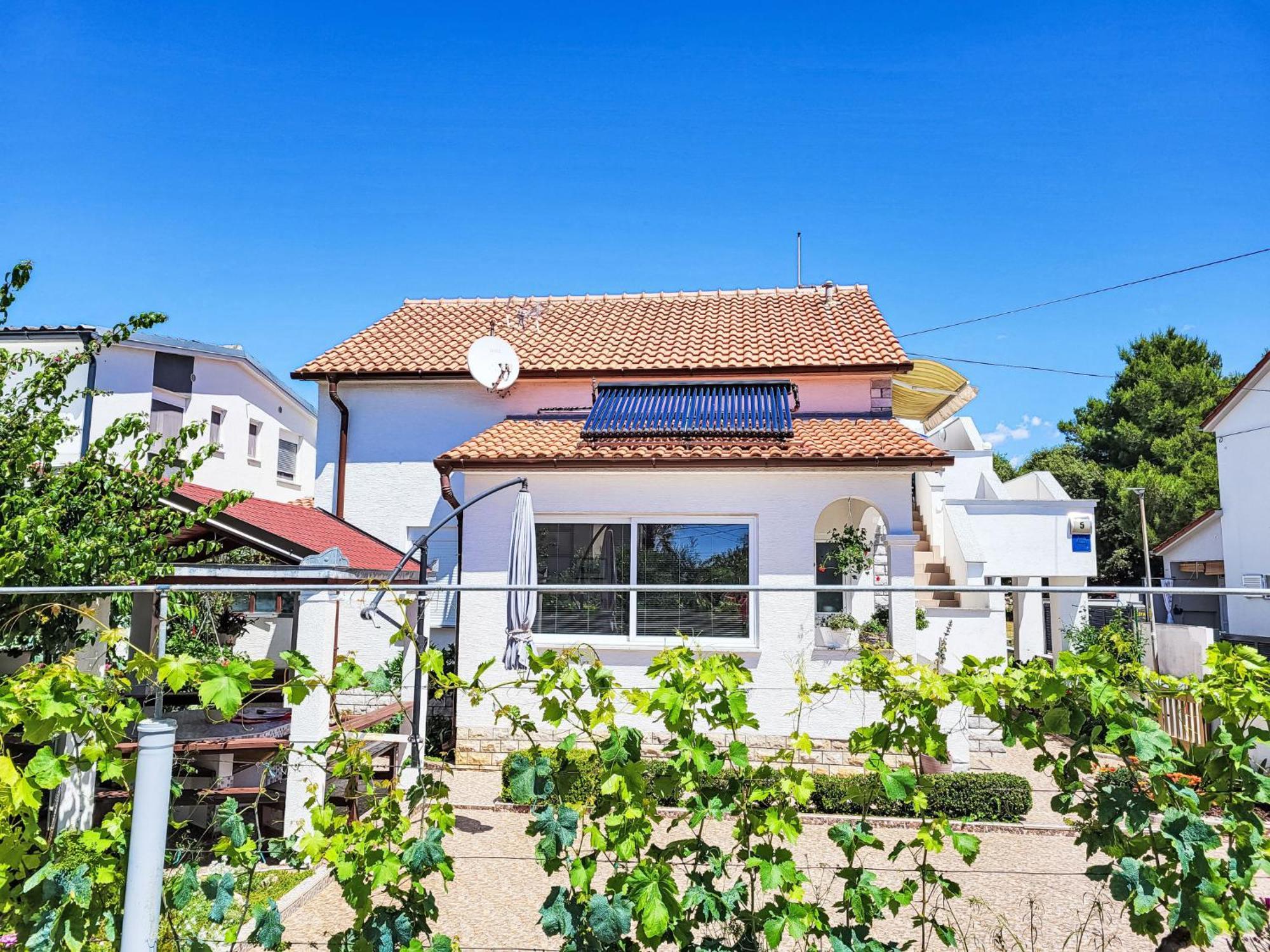 ויר Apartment Mira-1 By Interhome מראה חיצוני תמונה