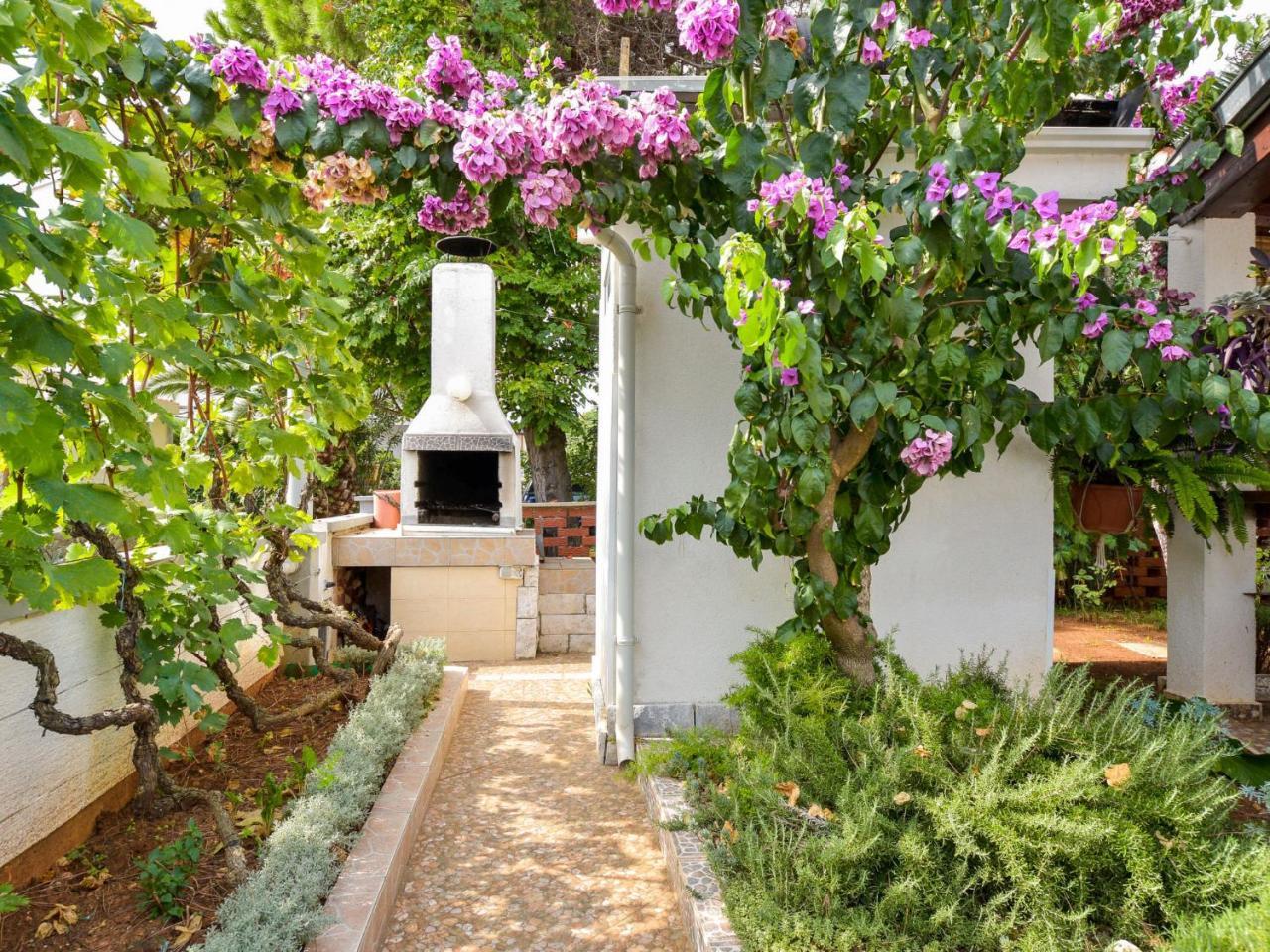 ויר Apartment Mira-1 By Interhome מראה חיצוני תמונה